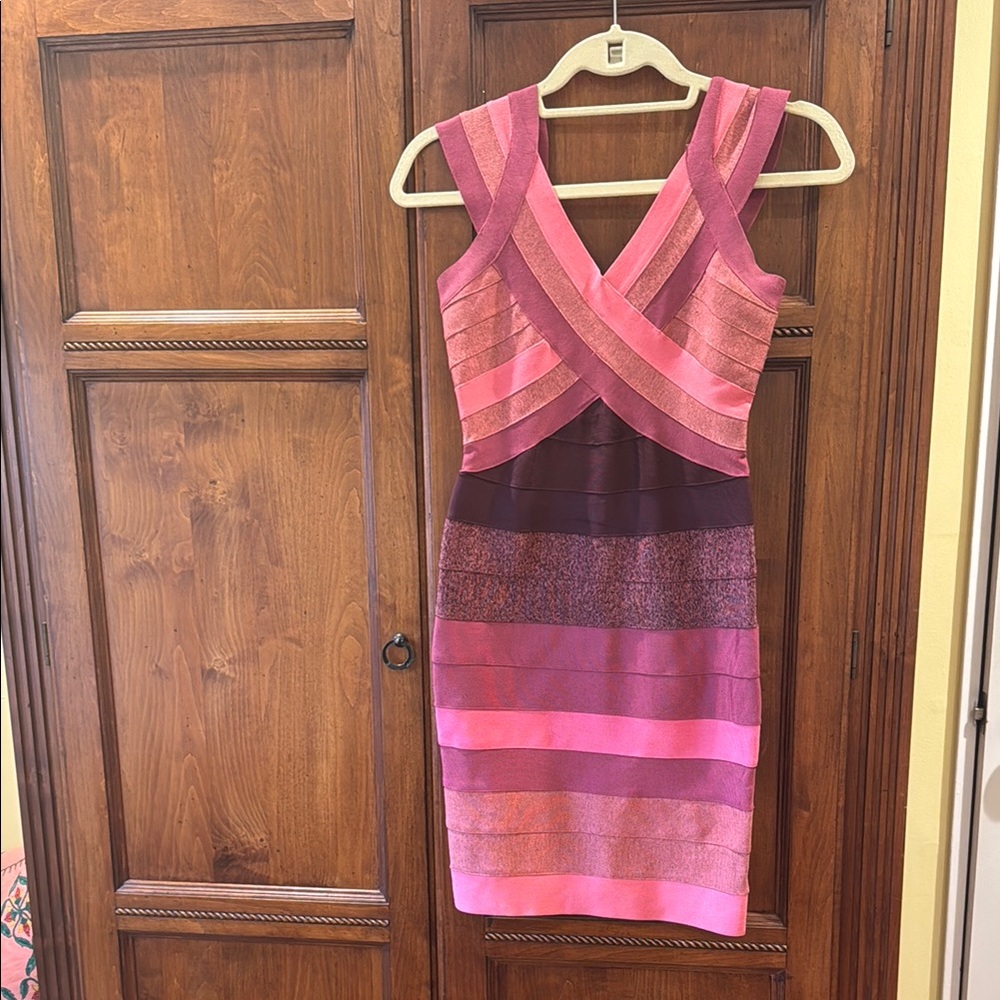 Herve look alike bodycon dress